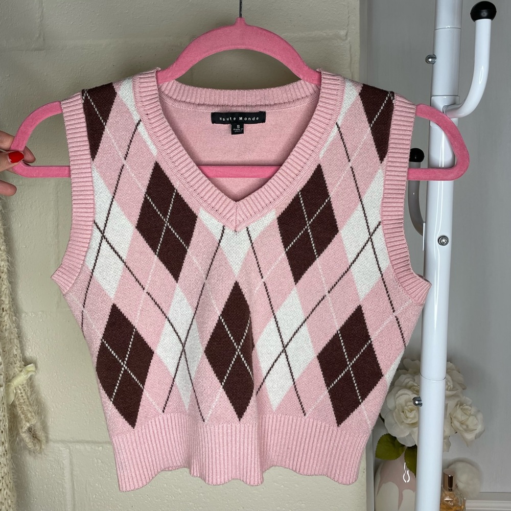 Argyle preppy sweater vest
